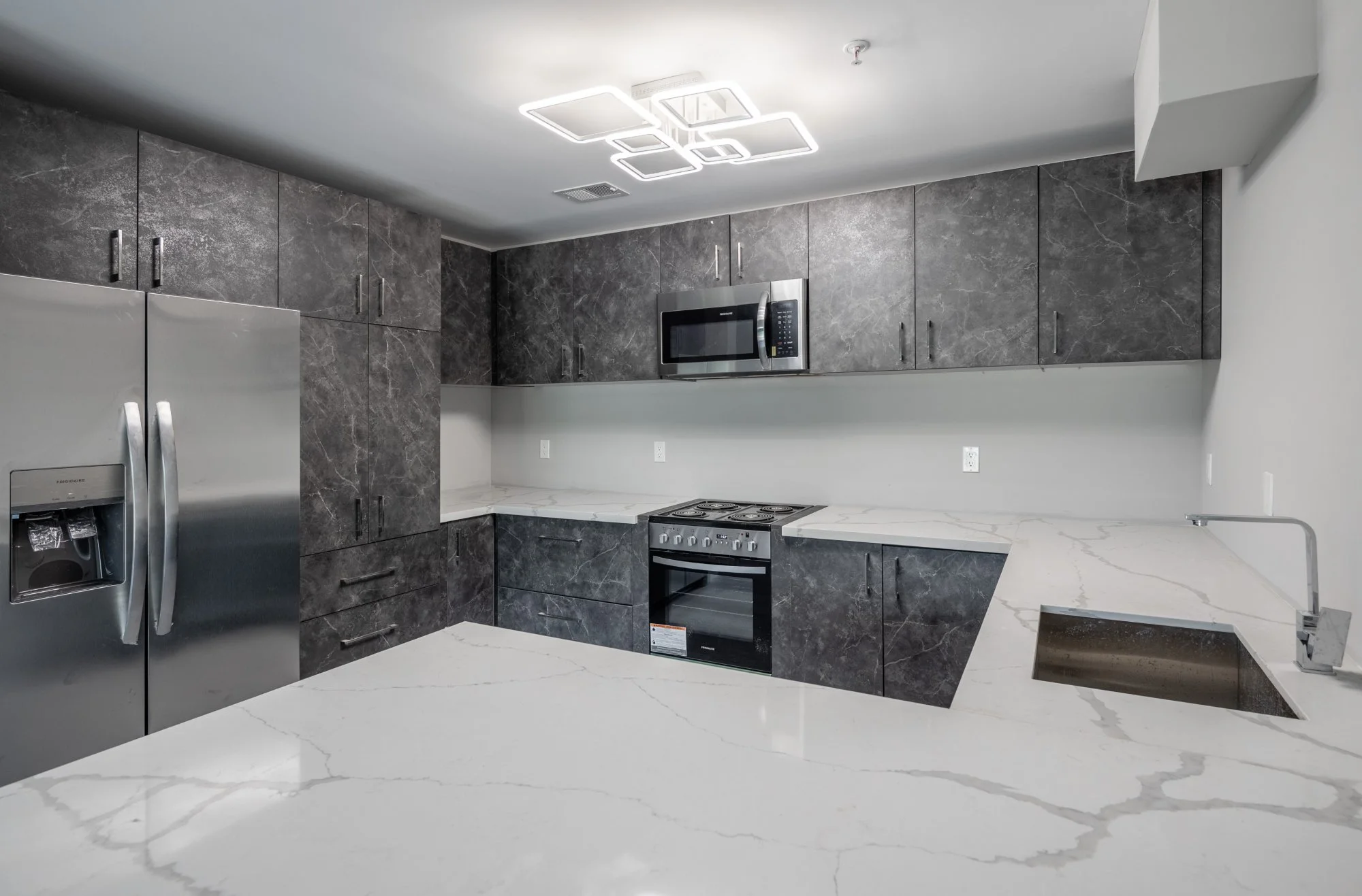 Lotus Villa Apartments — image 11